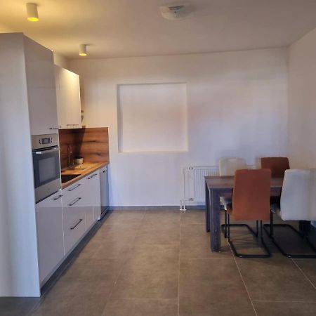 Apartment Mate Sukosan Ngoại thất bức ảnh
