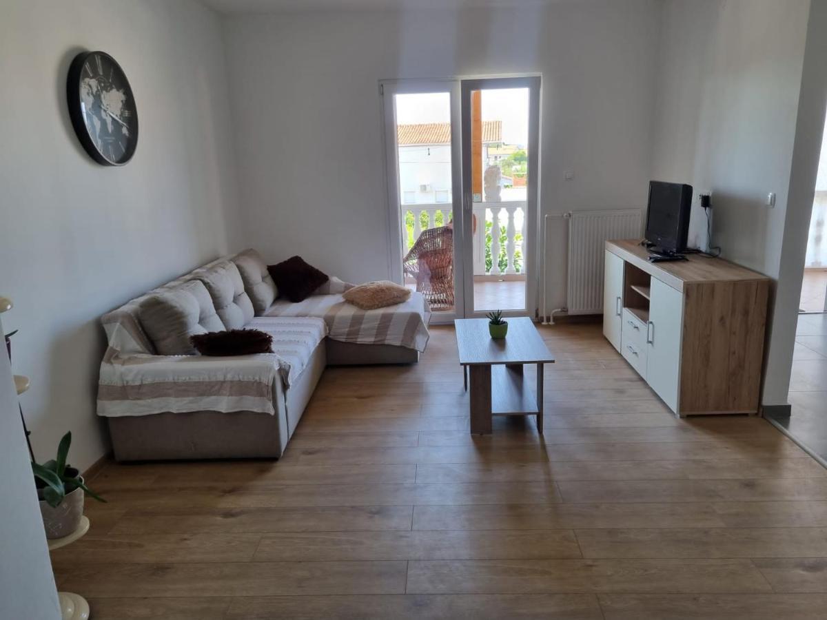 Apartment Mate Sukosan Ngoại thất bức ảnh