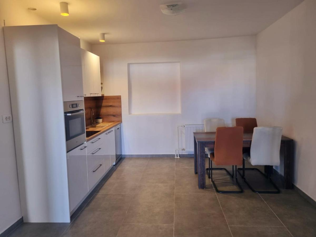Apartment Mate Sukosan Ngoại thất bức ảnh