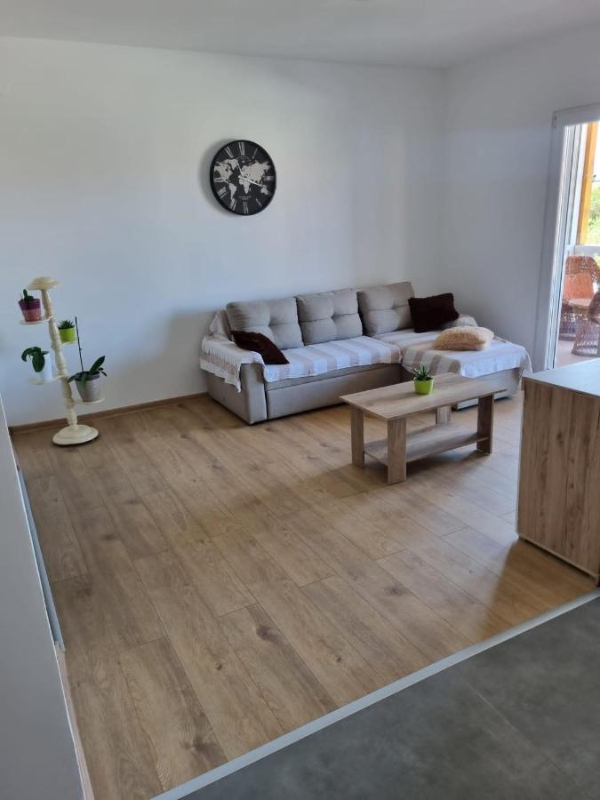 Apartment Mate Sukosan Ngoại thất bức ảnh